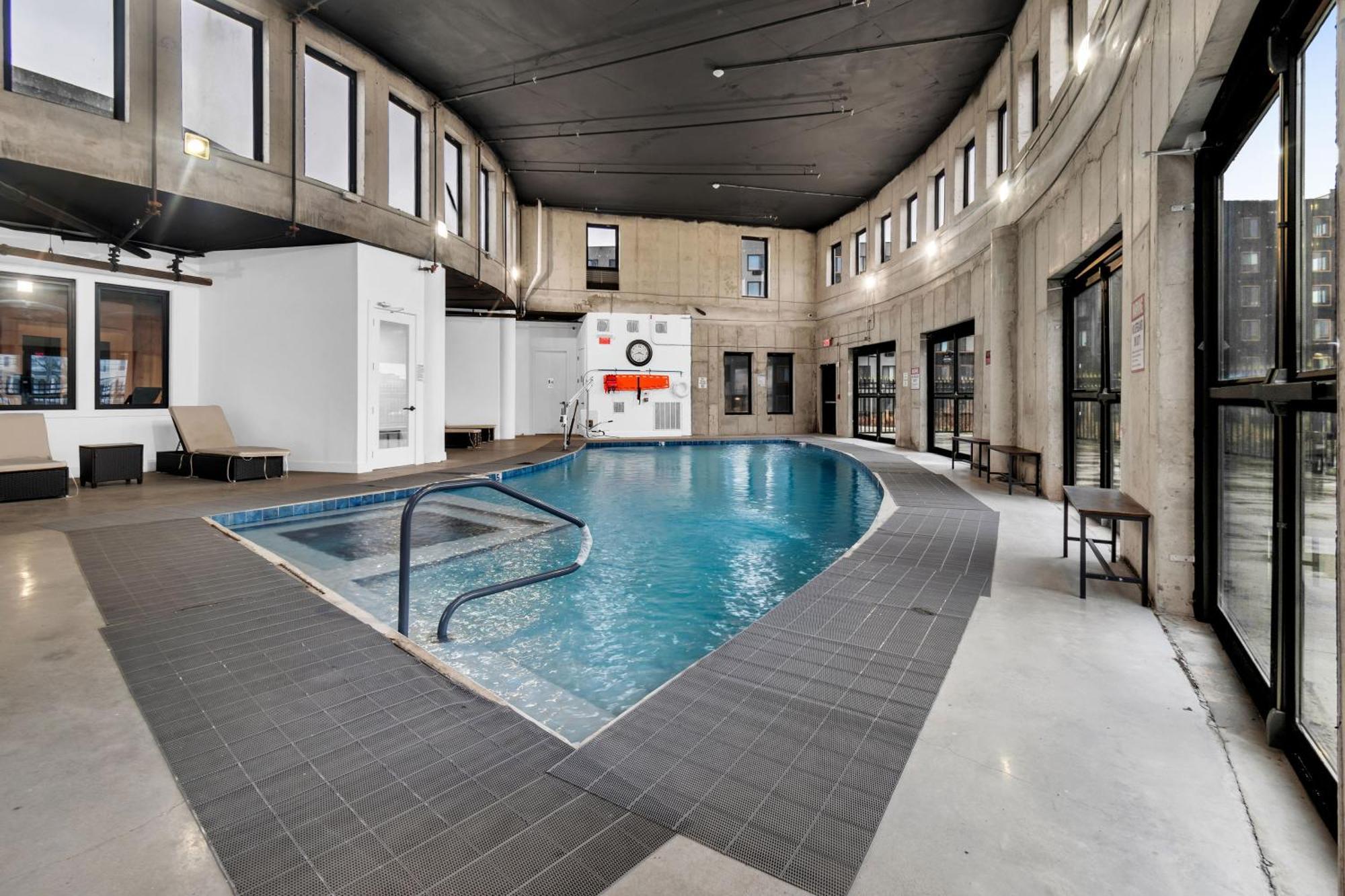 Pink Heaven Indoor Pool, Free Parking, Near Nyc Lejlighed Elizabeth Eksteriør billede